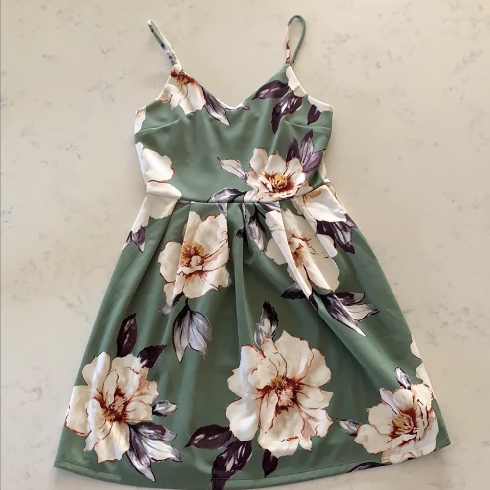 Monteau Olive Green Floral Dress